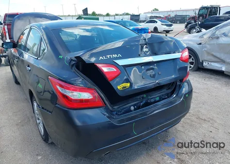 2016 Nissan Altima 2.5/2.5 S/2.5 Sl/2.5 Sr/2.5 Sv z USA, uszkodzony, nr VIN 1N4AL3AP9GC235276